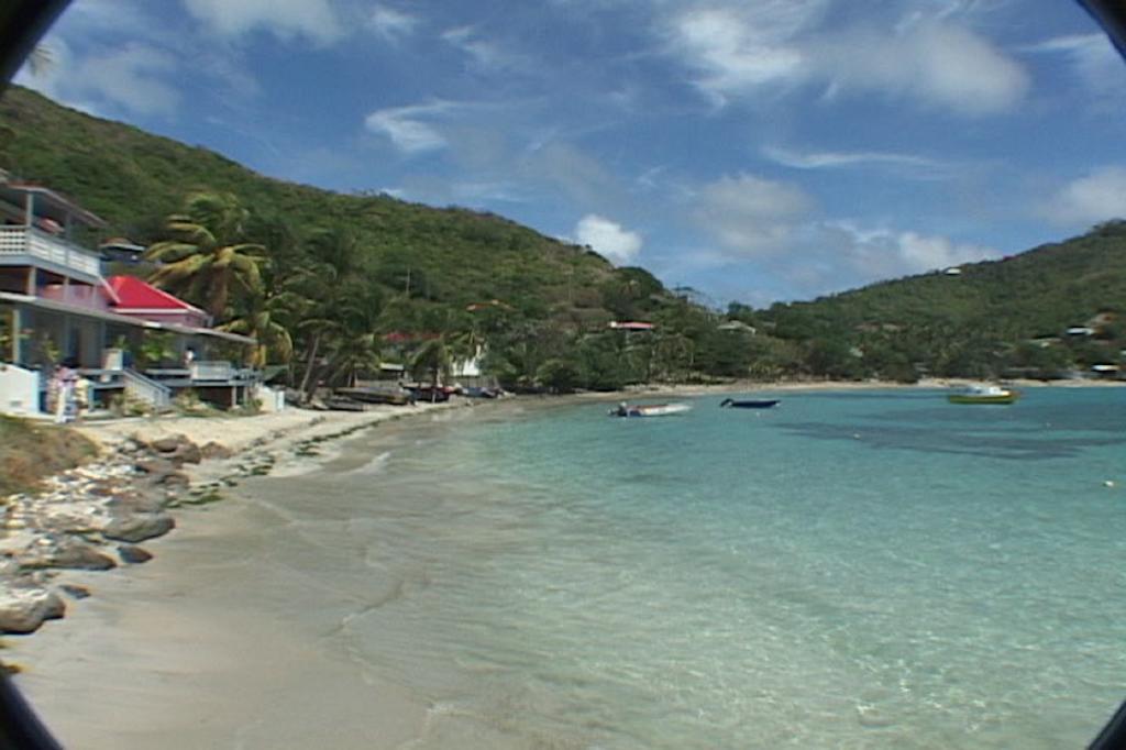 Bequia Beachfront Villa Hotel Friendship Exterior foto