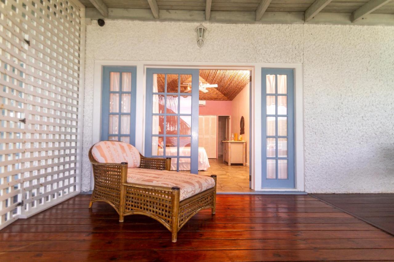 Bequia Beachfront Villa Hotel Friendship Exterior foto